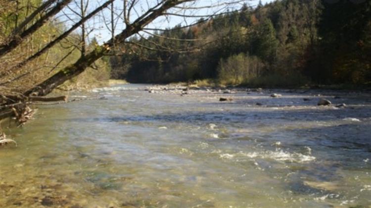 Η Περιοδική Διακοπή Ροής Ποταμών και Ρεμάτων και η Συγκέντρωση Γλυκού Νερού σε Όλο τον Κόσμο